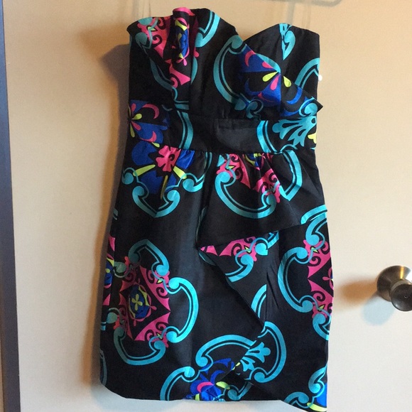 Dresses & Skirts - Boutique Cocktail Dress